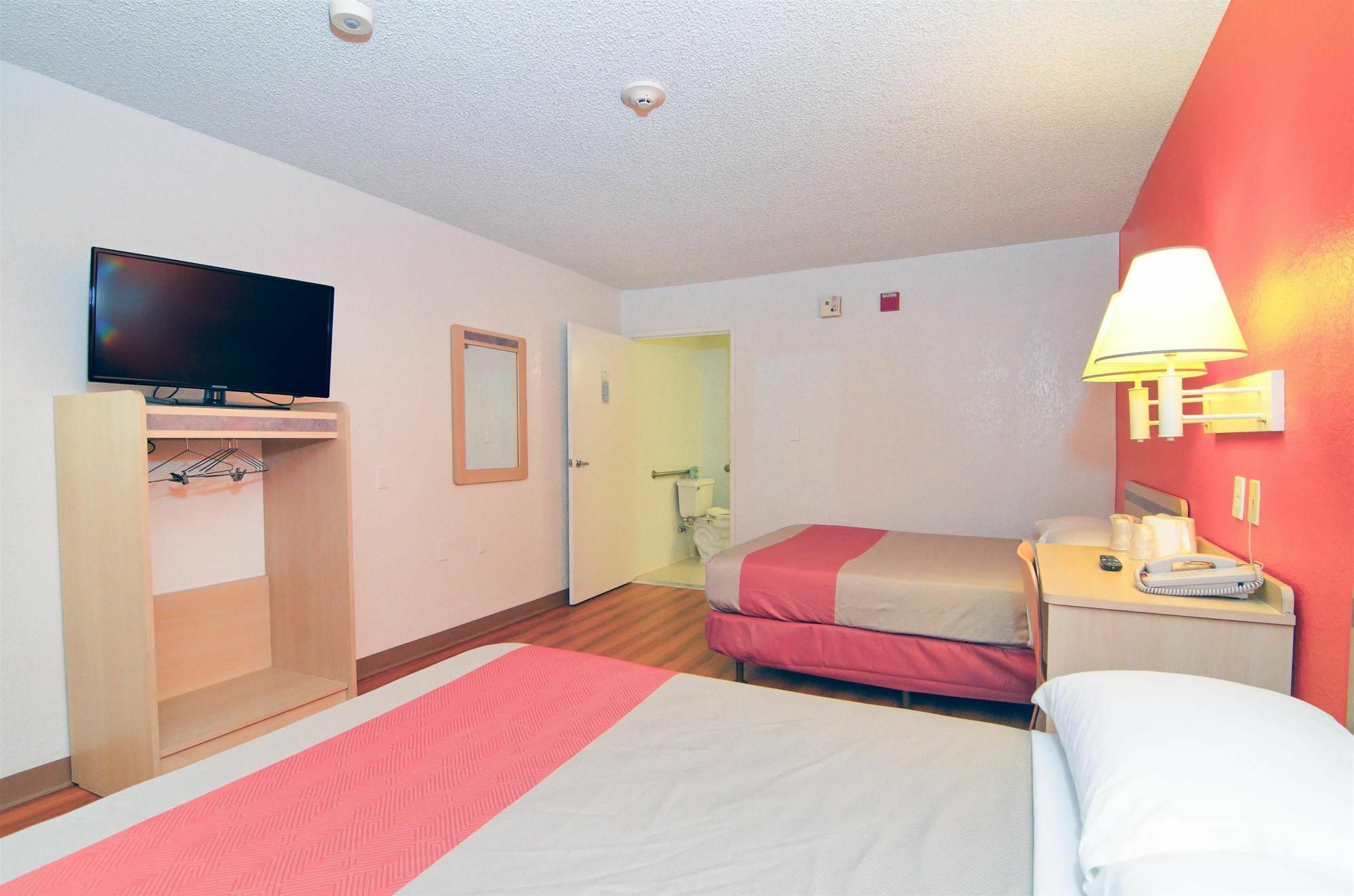 Motel 6-North Palm Springs, Ca - North Zewnętrze zdjęcie