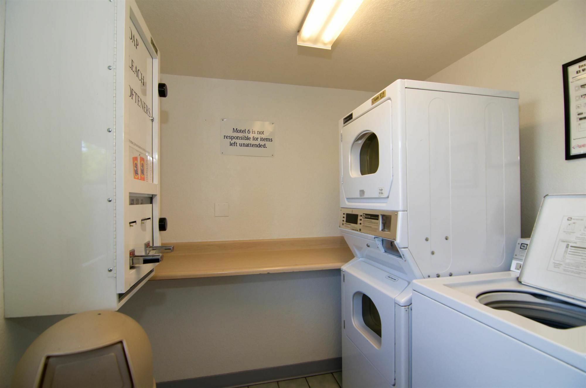 Motel 6-North Palm Springs, Ca - North Zewnętrze zdjęcie